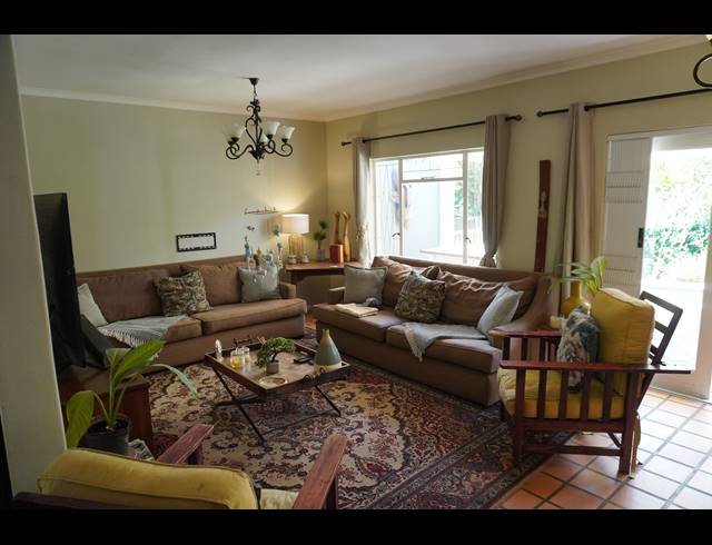 3 BEDROOM FREESTANDING TO LET IN HELDERVUE